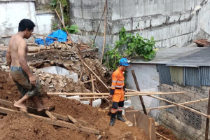 Satu Pekerja di Bogor Tewas Tertimbun Longsor Ketika Bangun Sekolah