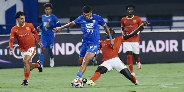 Persib Bandung berhasil menunjukan permainan terbaiknya dengan skor tipis 2-1 ketika melawan Manila Digger AFC Champions League Two 2025